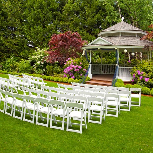 we offer a range of sizes for our wedding & event trailers to accommodate different event capacities and space requirements